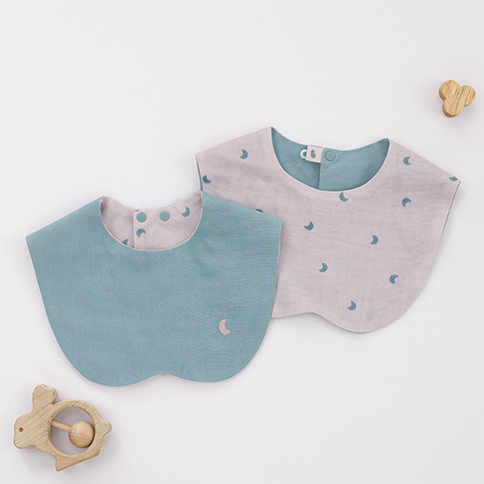 Bamboo Jungle Reversible Fashion Bib(Cape Style)