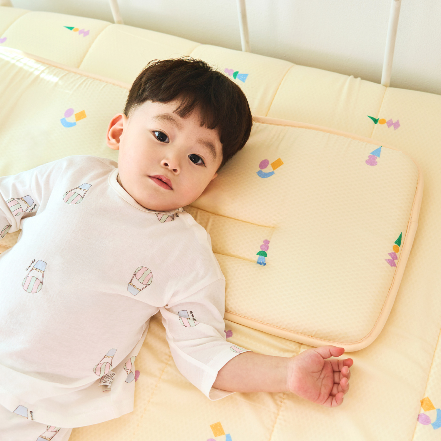 Modal Circus Reversible Cooling Long Pillow (30x70cm)