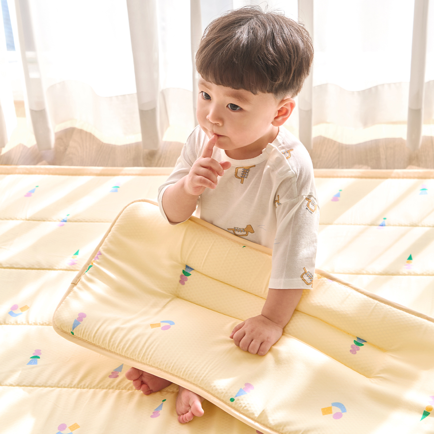 Modal Circus Reversible Cooling Long Pillow (30x70cm)