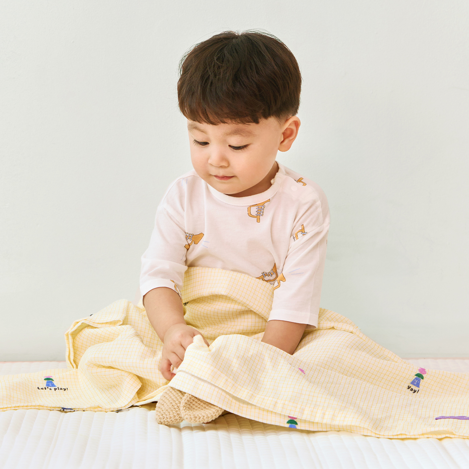 Bamboo Circus Gauze Blanket