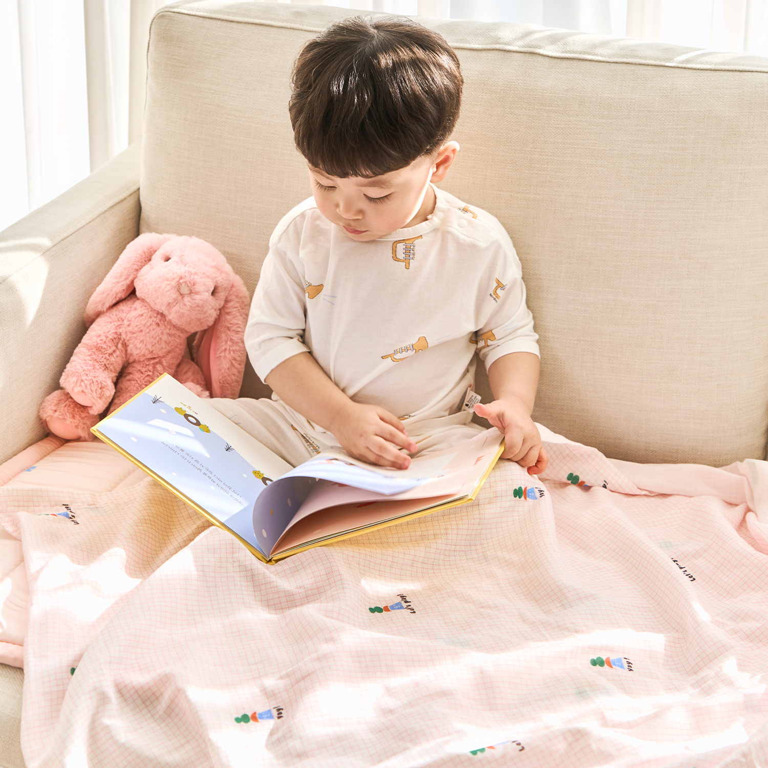 Bamboo Circus Gauze Blanket