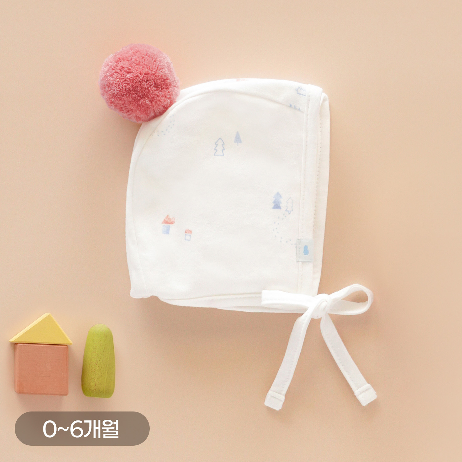 Bamboo Mountain Village Baby Bonnet