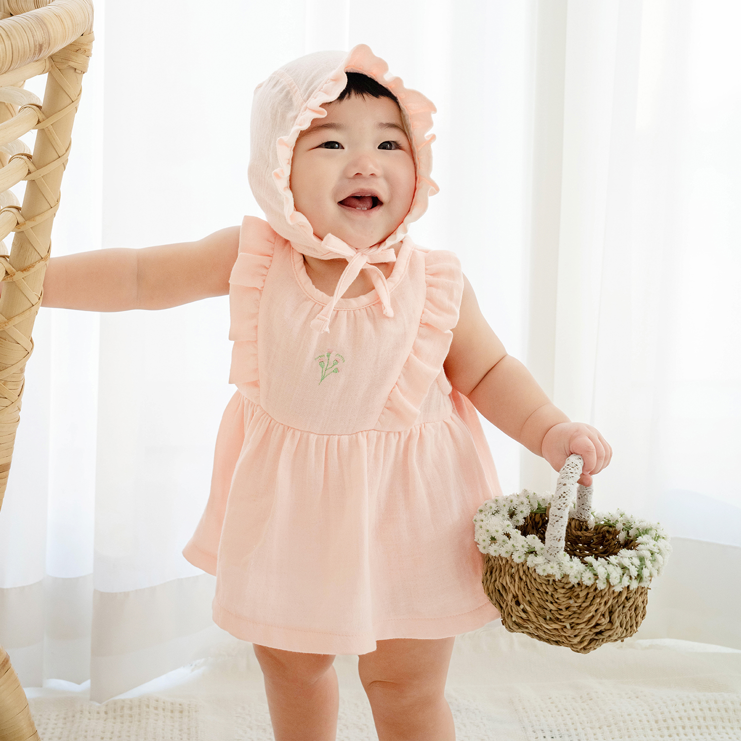 Bamboo Crinkle Gauze Creamy Flower Baby Bodysuit Dress