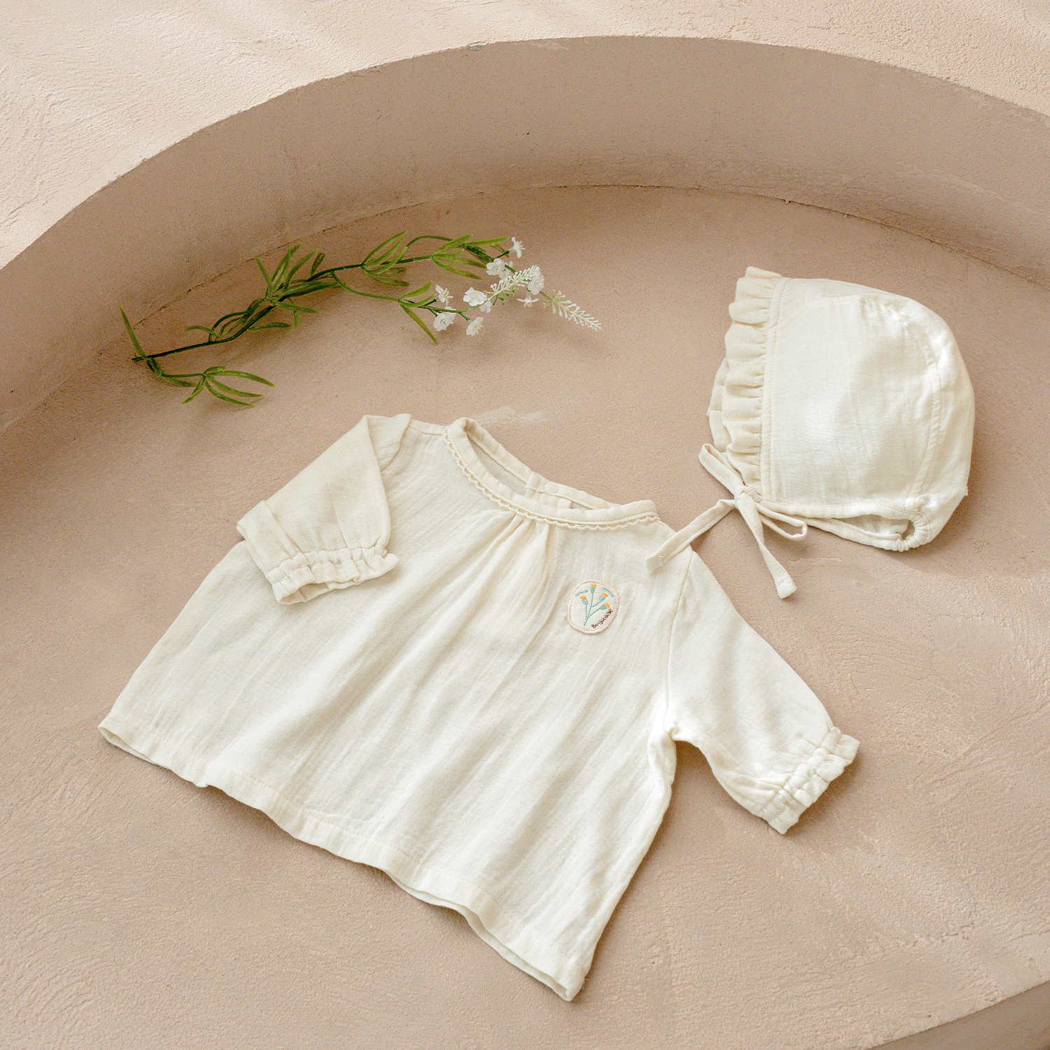 Bamboo Crinkle Gauze Creamy Flower Baby ¾ Sleeve Blouse