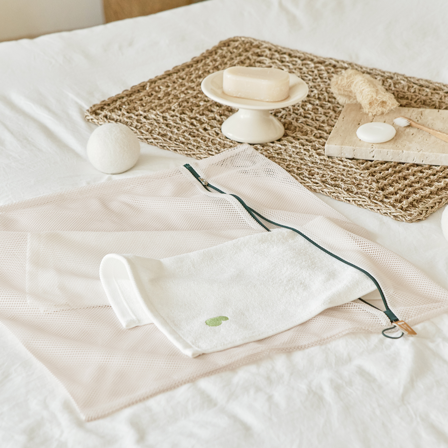 Pure Beige Non-Fluorescent Laundry Net(Square M)