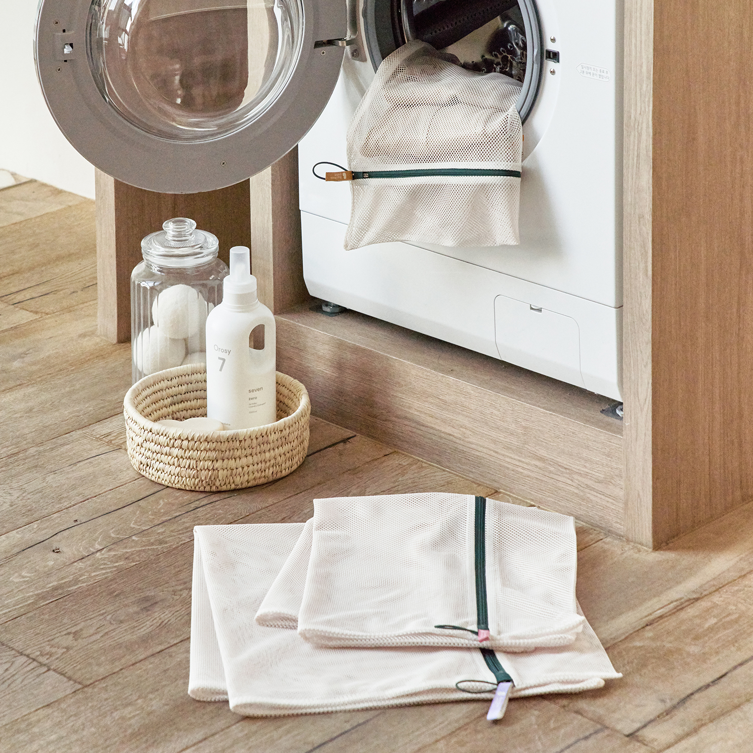 Pure Beige Non-Fluorescent Laundry Net(Square XL)